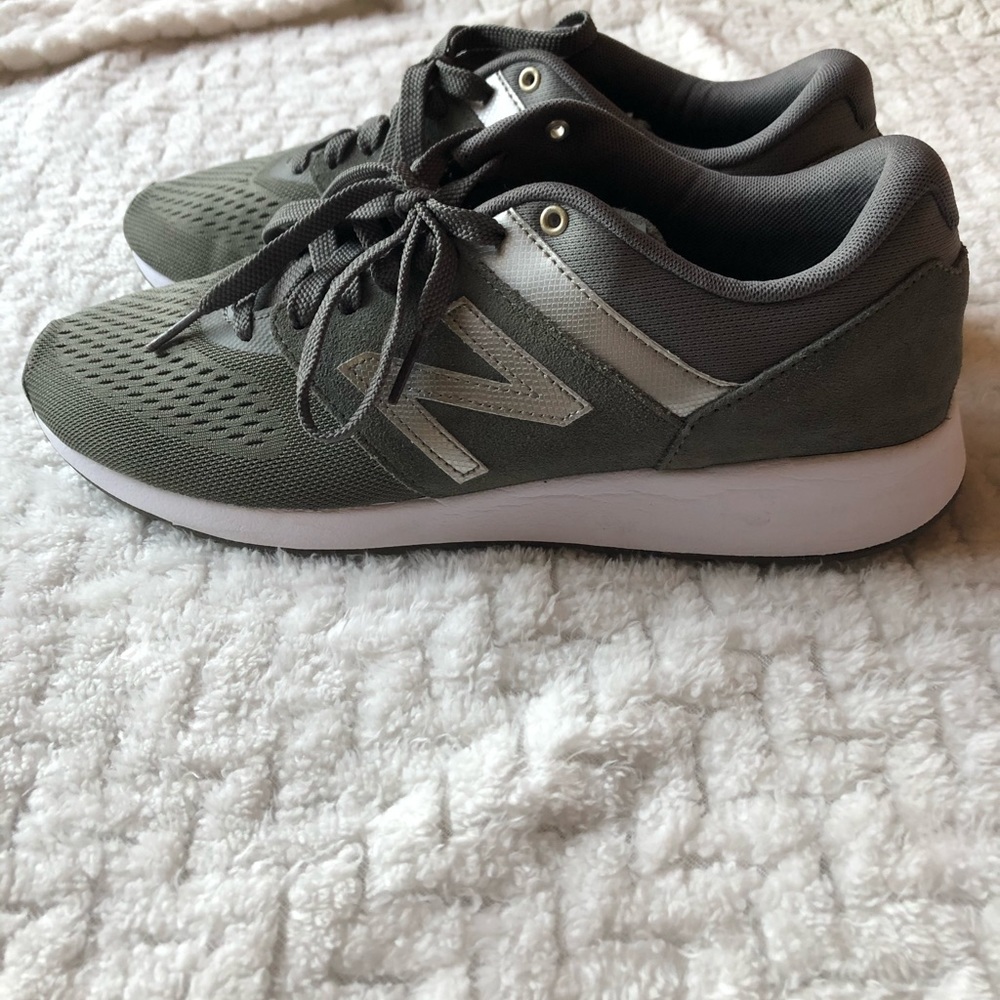 Women’s New Balance sneaker